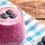 Healthy Blueberry Breakfast Smoothie